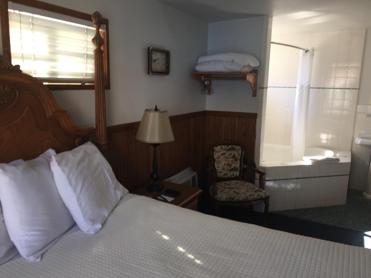Catalina Island Seacrest Hotel